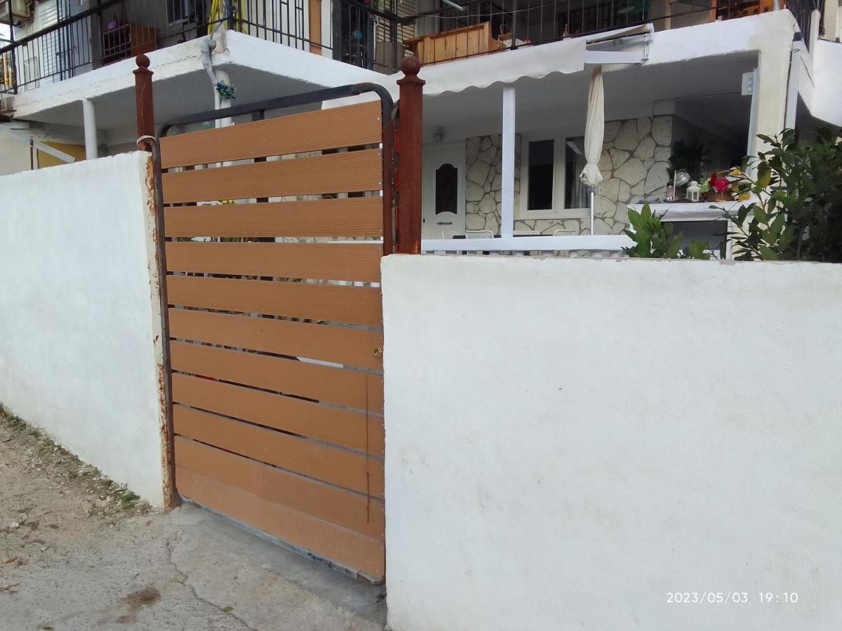 דירות Pórto Ráfti Antonia Family House Near Airport חדר תמונה