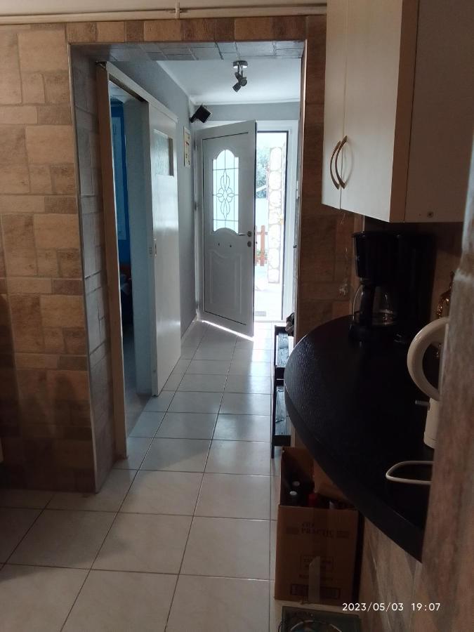 דירות Pórto Ráfti Antonia Family House Near Airport מראה חיצוני תמונה
